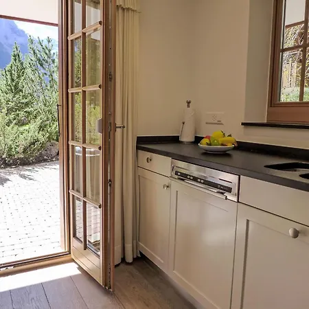 Smaragd-1 By Interhome *