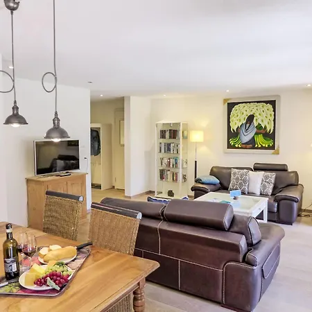 Smaragd-1 By Interhome Apartman Grindelwald