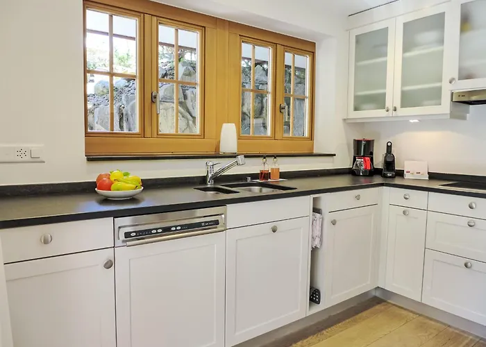 Smaragd-1 By Interhome アパート *