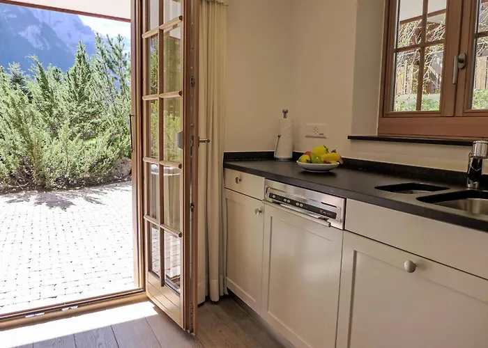 Smaragd-1 By Interhome *