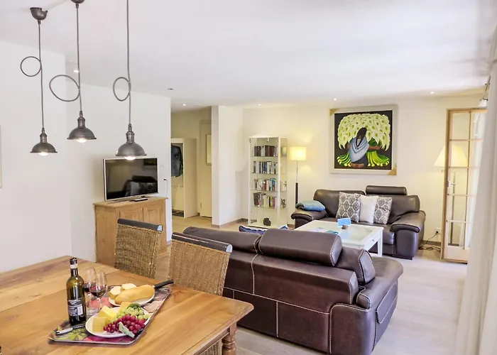 Smaragd-1 By Interhome Lägenhet Grindelwald