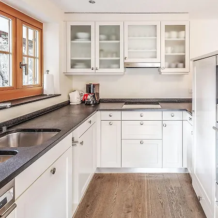 Smaragd-1 By Interhome Grindelwald